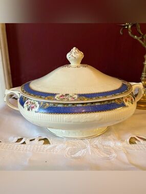 Vintage Georgian Iborie W.H. Grindley England Roses Collection Vegetable dish+